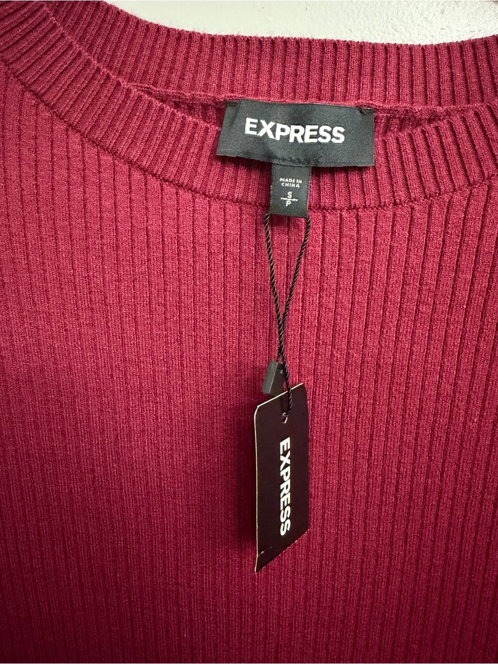 Express Burgundy Ribbed High-Low Sweater Top Size Small - Picture 4 of 4